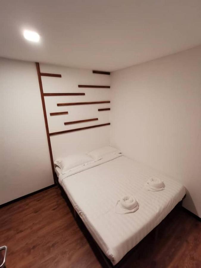 Kuching Hotel Kültér fotó