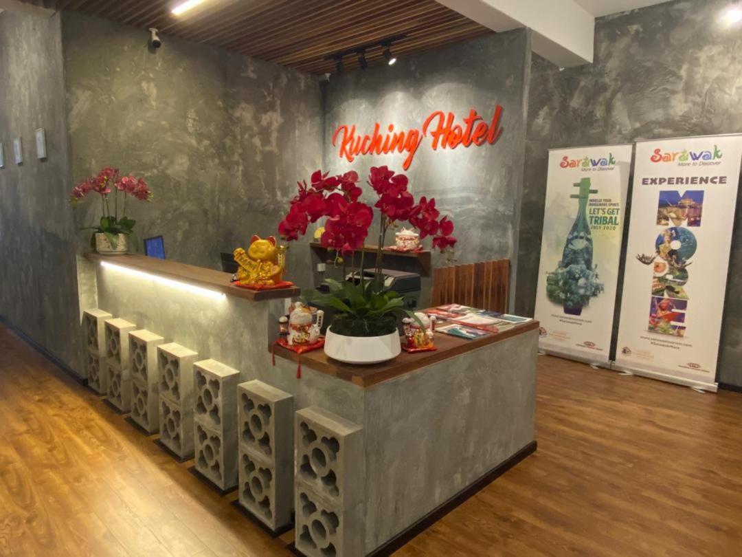 Kuching Hotel Kültér fotó